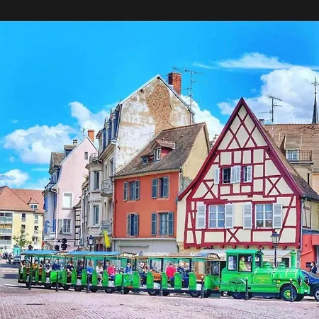 Happy With Private Parking Apartment Colmar
